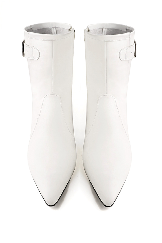 Off white women's ankle boots with a zip on the inside. Tapered toe. Medium cone heels. Top view - Florence KOOIJMAN